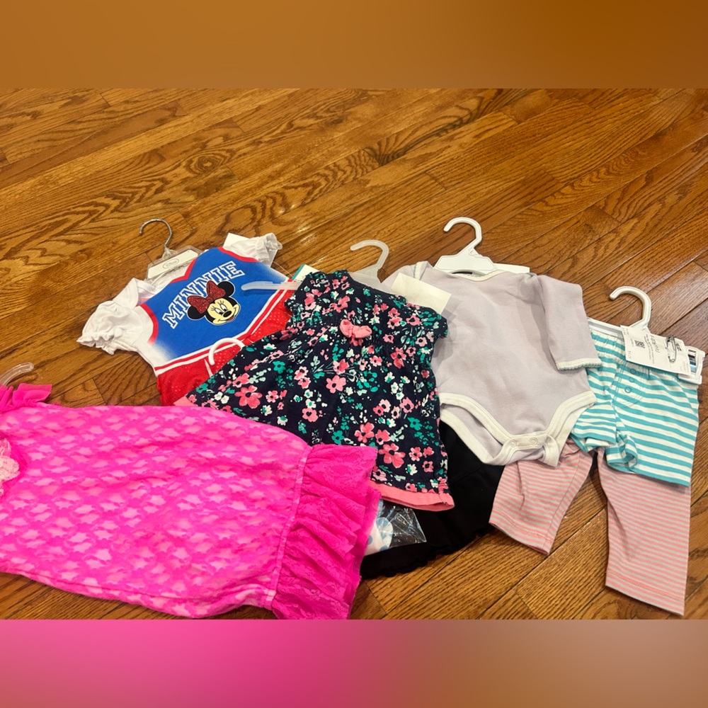 Assorted 0-3 months girls clothes